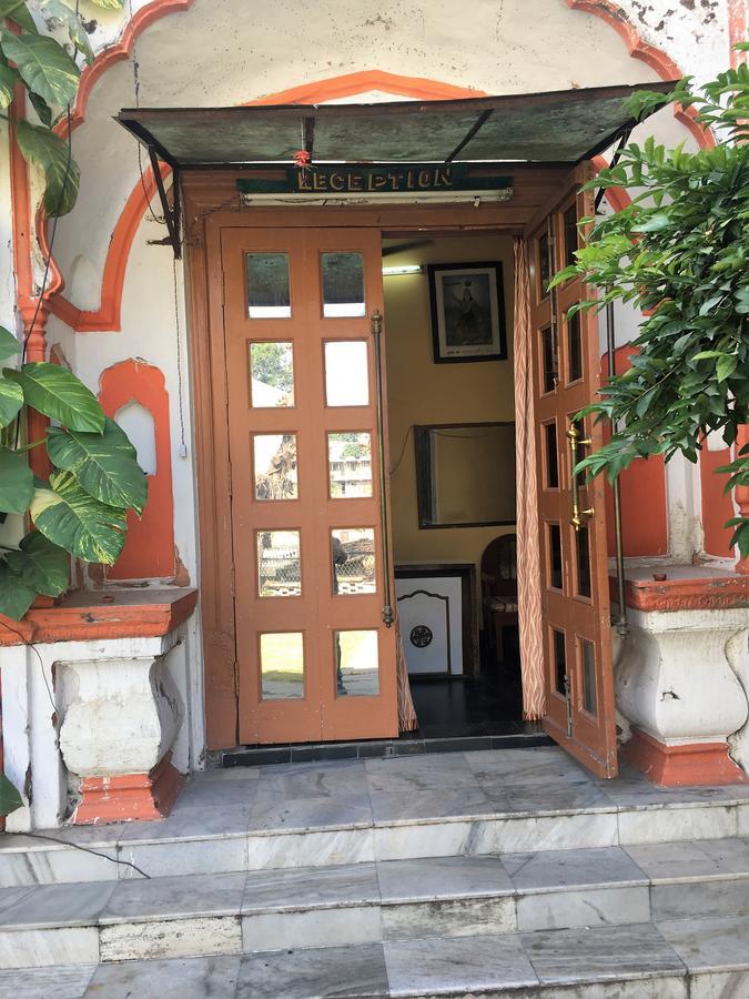 Hotel Heritage Sanyam Nāhan Esterno foto