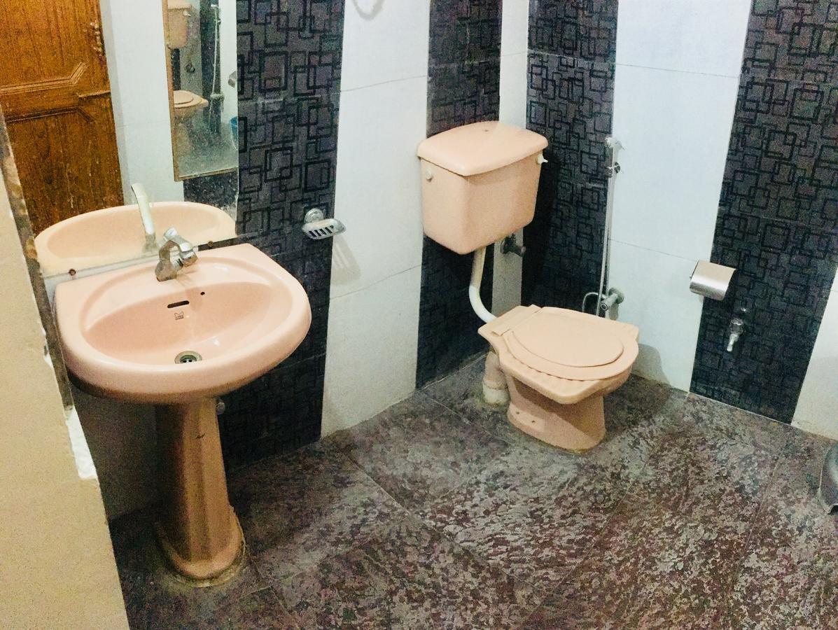 Hotel Heritage Sanyam Nāhan Esterno foto